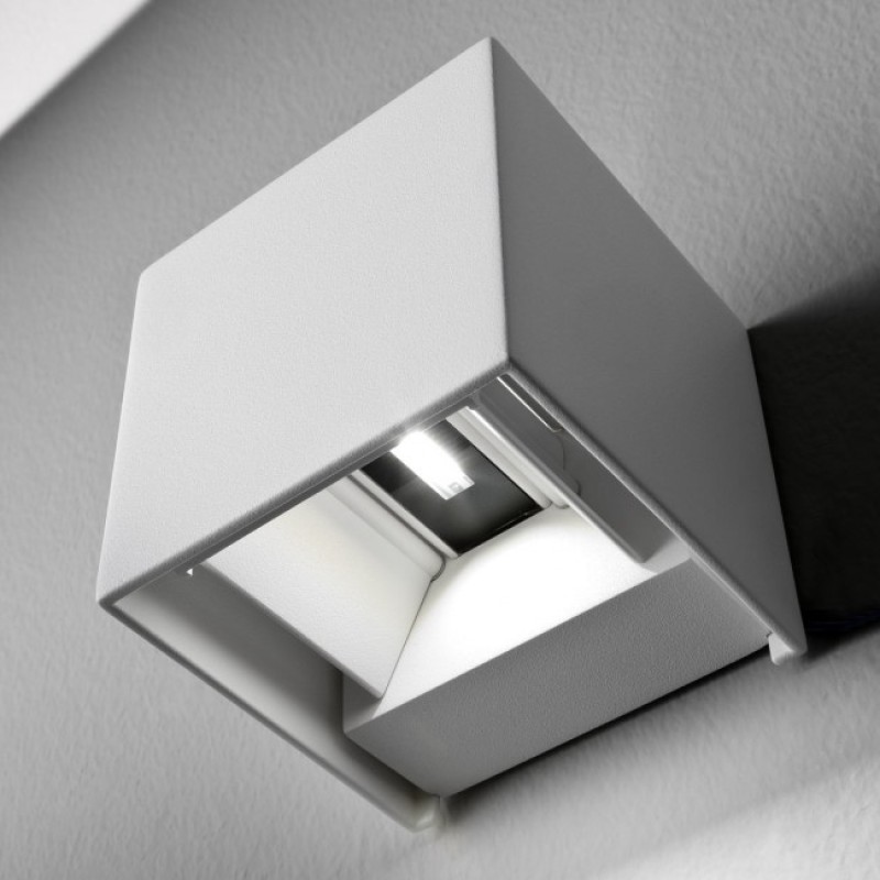 Aplica Amplitude LED pentru interior alb mat 01-1229 Redo